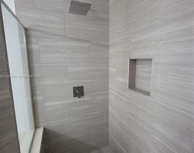 928 Falling Water Road - Photo Thumbnail 15