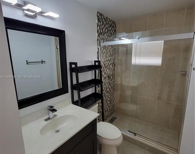 928 Falling Water Road - Photo Thumbnail 21