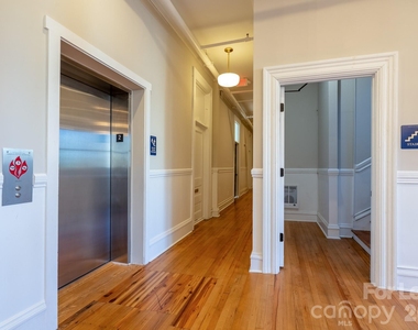52 Union Street S - Photo Thumbnail 16