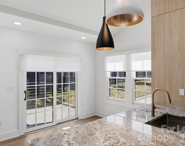 1840 Merriman Avenue - Photo Thumbnail 10
