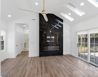1840 Merriman Avenue - Photo Thumbnail 1