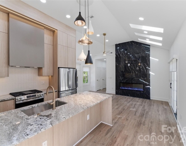 1840 Merriman Avenue - Photo Thumbnail 23