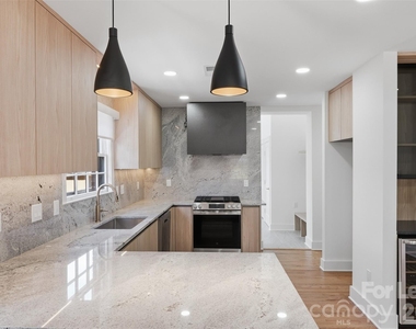 1838 Merriman Avenue - Photo Thumbnail 13