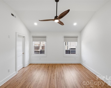 1838 Merriman Avenue - Photo Thumbnail 16
