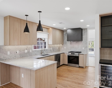 1838 Merriman Avenue - Photo Thumbnail 11