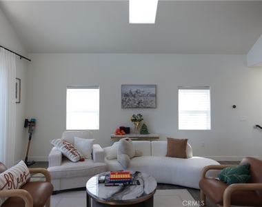 1670 Grass Valley - Photo Thumbnail 3
