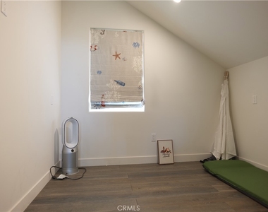 1670 Grass Valley - Photo Thumbnail 22