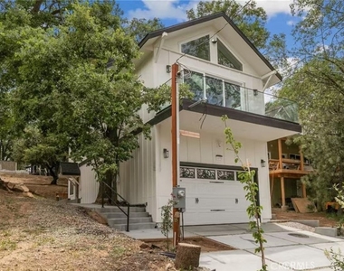 1670 Grass Valley - Photo Thumbnail 29