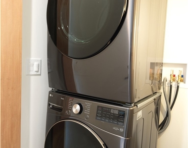 1670 Grass Valley - Photo Thumbnail 25