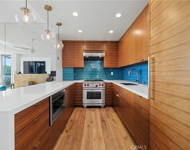 17352 W Sunset - Photo Thumbnail 8