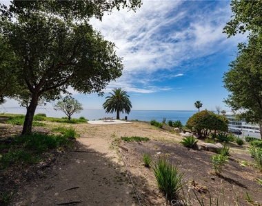 17352 W Sunset - Photo Thumbnail 23