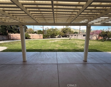 1429 Underhill - Photo Thumbnail 17