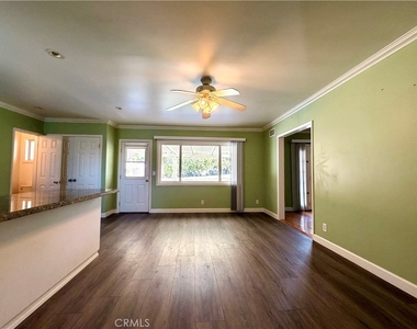 1429 Underhill - Photo Thumbnail 2