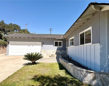 1429 Underhill - Photo Thumbnail 1