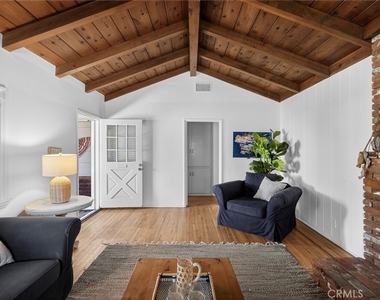 237 Avenida Montalvo - Photo Thumbnail 5