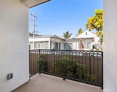 34191 San Mareno - Photo Thumbnail 13