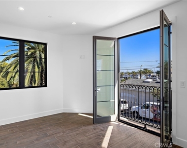 34191 San Mareno - Photo Thumbnail 8
