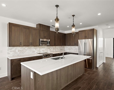 34191 San Mareno - Photo Thumbnail 5
