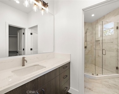 34191 San Mareno - Photo Thumbnail 16
