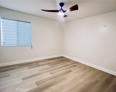 26200 Redlands - Photo Thumbnail 10