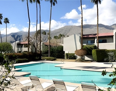 1150 E Amado - Photo Thumbnail 7