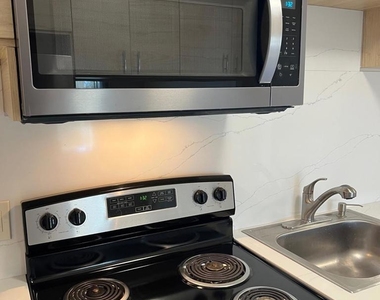 36976 Mulberry St - Photo Thumbnail 7