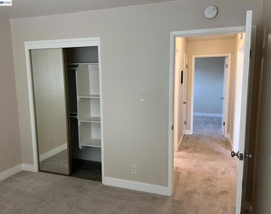 36976 Mulberry St - Photo Thumbnail 27