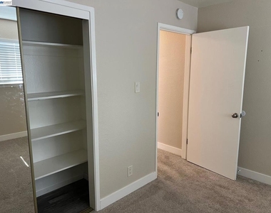 36976 Mulberry St - Photo Thumbnail 26