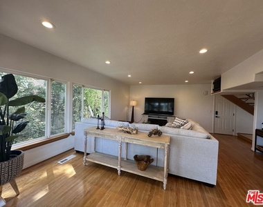 2846 Angelo Drive - Photo Thumbnail 1