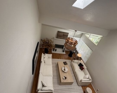 2846 Angelo Drive - Photo Thumbnail 10