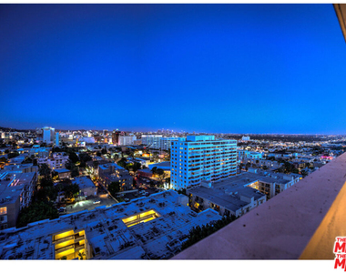 7250 Franklin Avenue - Photo Thumbnail 20