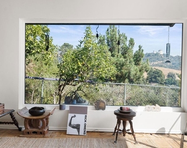 2294 Mountain Oak Drive - Photo Thumbnail 5