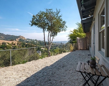 2294 Mountain Oak Drive - Photo Thumbnail 28