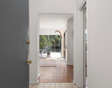 2294 Mountain Oak Drive - Photo Thumbnail 6