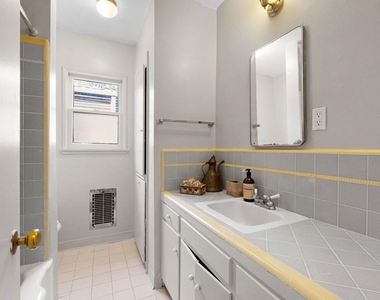 2294 Mountain Oak Drive - Photo Thumbnail 16