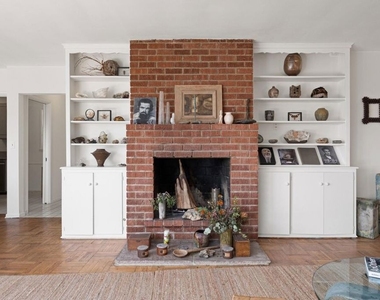 2294 Mountain Oak Drive - Photo Thumbnail 3