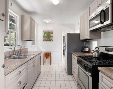 2294 Mountain Oak Drive - Photo Thumbnail 8
