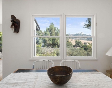 2294 Mountain Oak Drive - Photo Thumbnail 12
