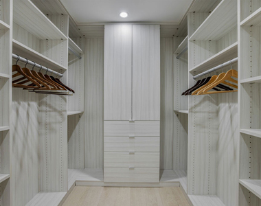 279 Mabery Road - Photo Thumbnail 20