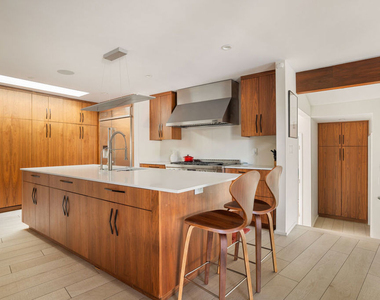 279 Mabery Road - Photo Thumbnail 9