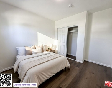 1109 Exposition Boulevard - Photo Thumbnail 3
