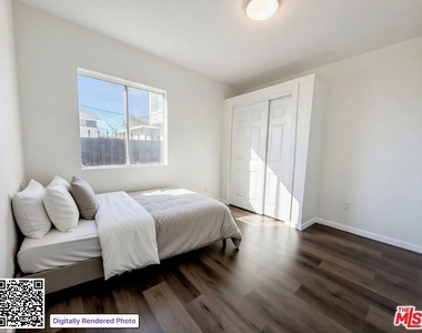 1109 Exposition Boulevard - Photo Thumbnail 6