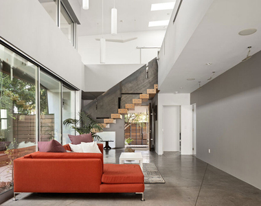 710 Milwood Avenue - Photo Thumbnail 11