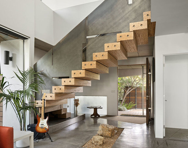 710 Milwood Avenue - Photo Thumbnail 6