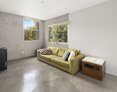 710 Milwood Avenue - Photo Thumbnail 14