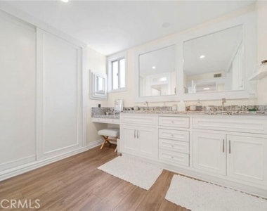 5301 Balboa Boulevard - Photo Thumbnail 6