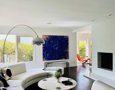 1555 Rising Glen Road - Photo Thumbnail 1