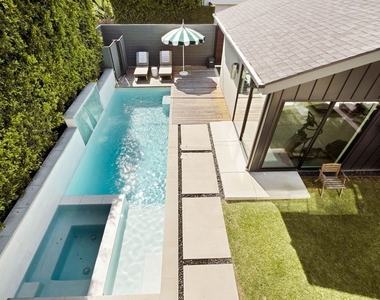 2137 Glyndon Avenue - Photo Thumbnail 18