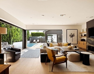2137 Glyndon Avenue - Photo Thumbnail 5