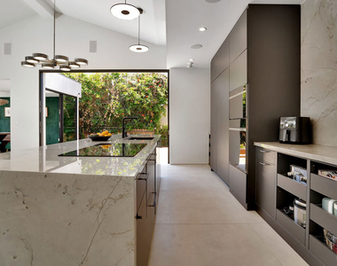 1368 Beckwith Avenue - Photo Thumbnail 11